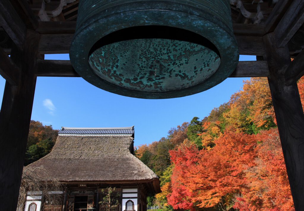 Ankoku-ji Temple in the Full Swing of Autumn