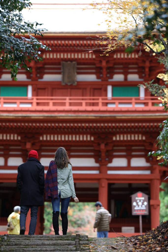 Niomon Gate and Komyo-ji Temple